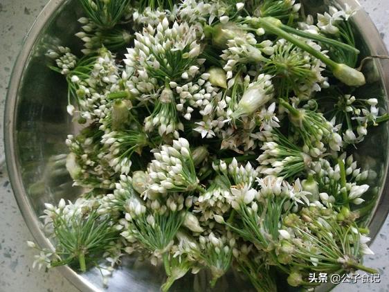 立秋后,见到这个一定得买,做成酱能保存1年,小孩子吃对眼睛好