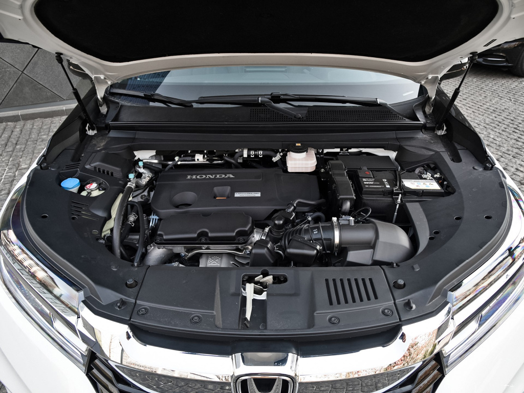 冠道和凯迪拉克xt5加速对比的视频,冠道和凯迪拉克xt5哪个更值得购买