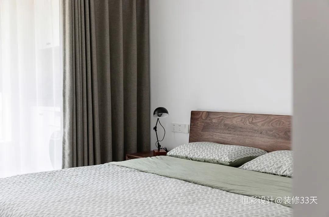 明清家具在现代家庭摆放,原木色古代家具摆放