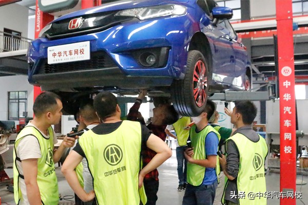 买二手车值得花很多钱整备吗,买二手车需要哪些费用和手续