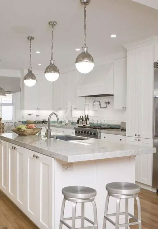 装修完厨房台面可以再切割吗,装修完没地方切菜