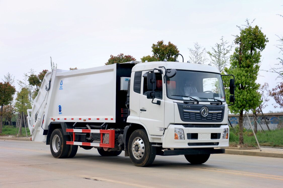 垃圾车卖多少钱一辆,垃圾车为什么那么便宜