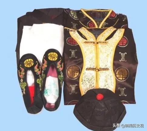 人去世为什么要穿寿衣,弥留之际换上寿衣是哪里的习俗