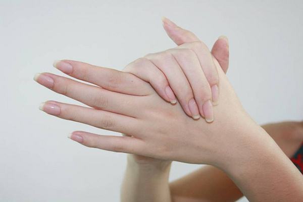 新冠病毒的传播途径和防护措施,面对新冠肺炎疫情大家如何预防