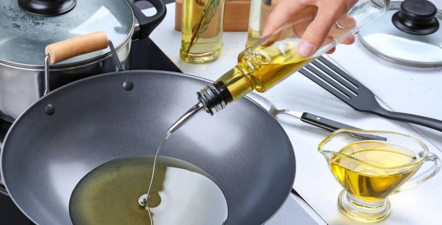 茶油耐高温存放,茶油的保质期一般是多久呢