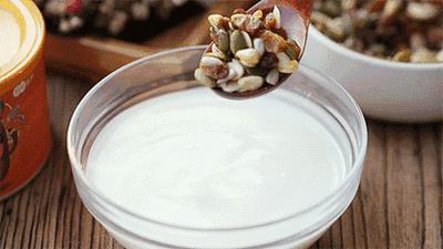 这10种坚果最后一种要少吃,这几种特征的坚果一定别吃了