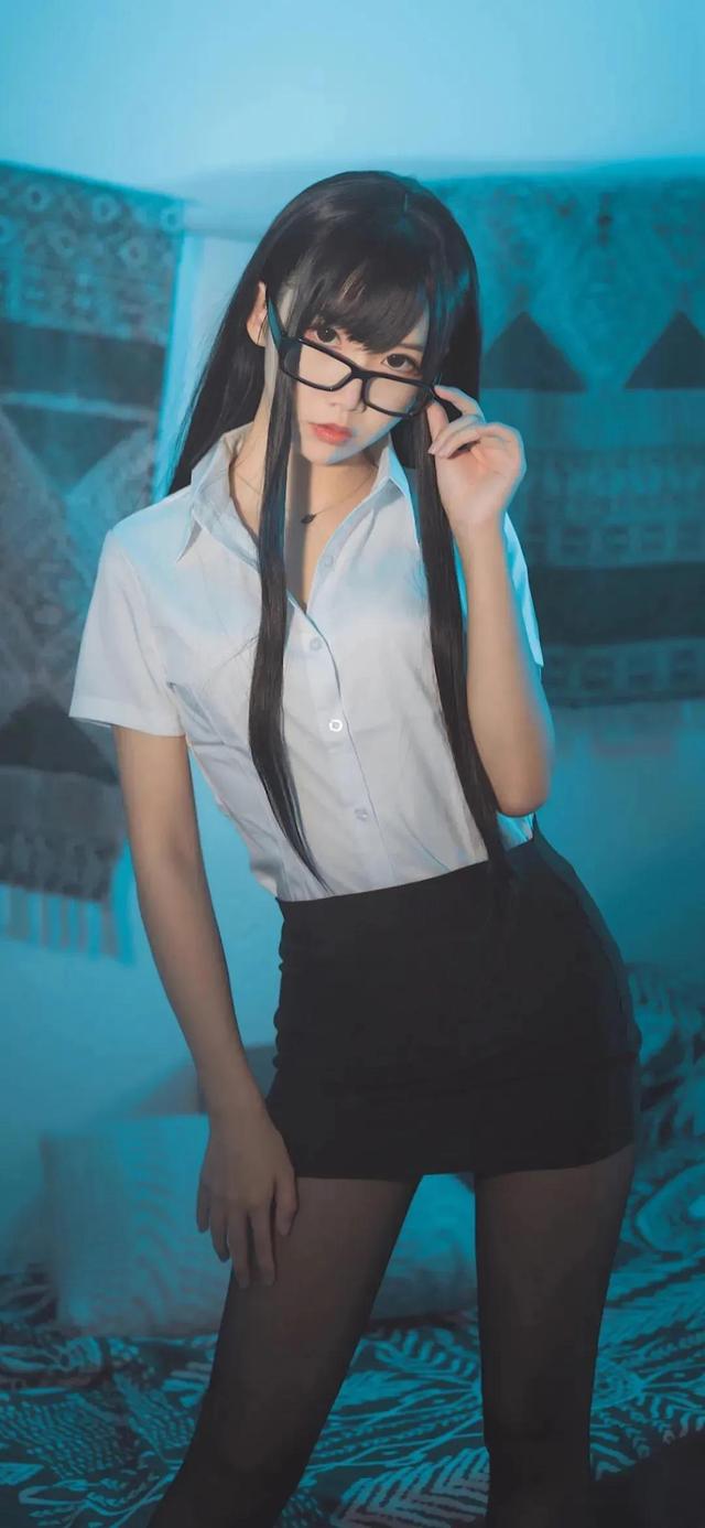 美女养眼壁纸动漫,超清治愈养眼美女手机壁纸