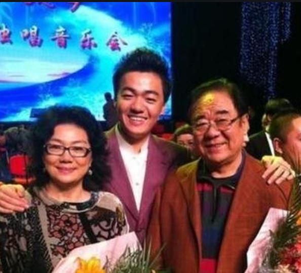 李谷一和二婚丈夫照片,一婚嫁恩师二婚嫁王刚视频