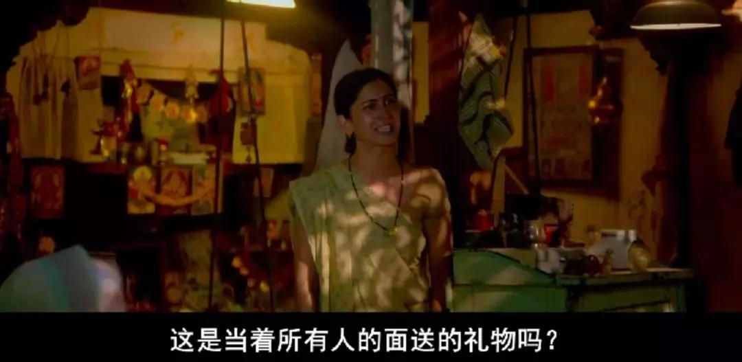 出轨的妻子被赶出家门,出轨女子被赶出家门