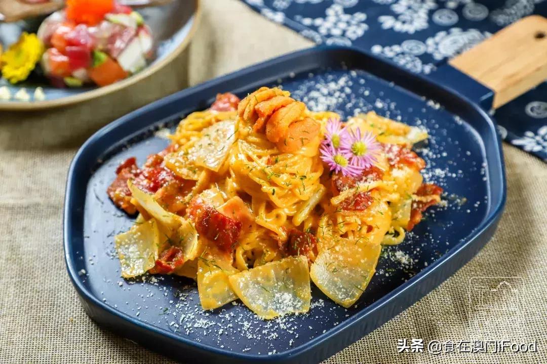 待落樱缤纷之时,待落樱缤纷