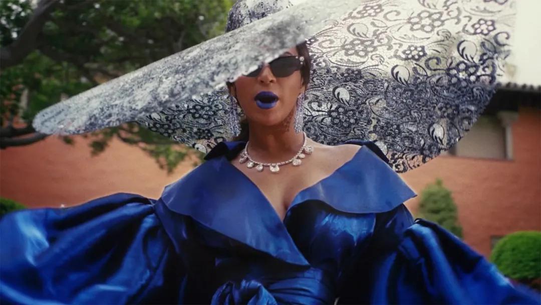 包下所有的豪车劳斯莱斯,包下整个奢侈品