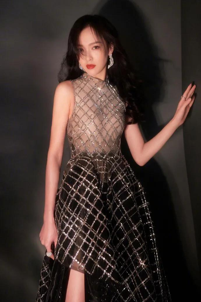 盛典集聚，明星身上百万级别的「高定礼服」，都有哪些“秘密”？