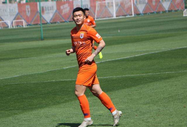 李霄鹏鲁能深度解析,96赛季鲁能阵容