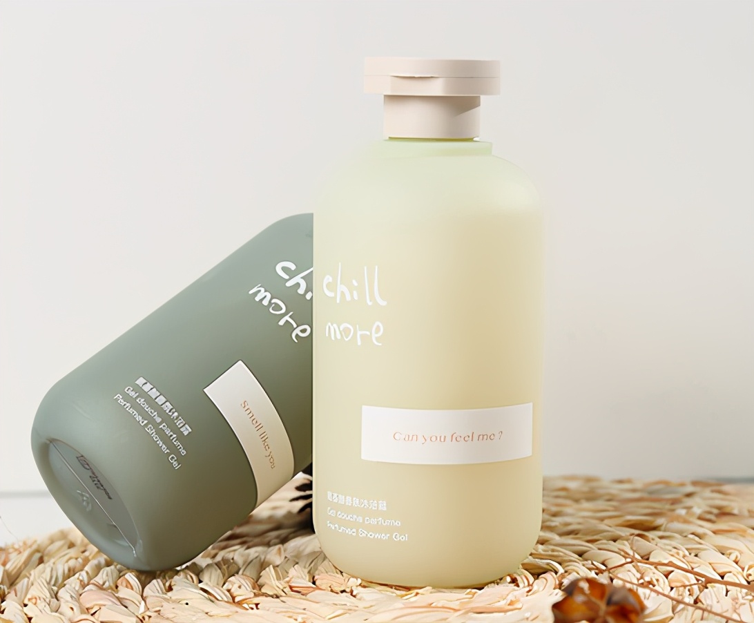 把牙刷、牙膏当“美妆”来卖,usmile和冰泉挺懂年轻人