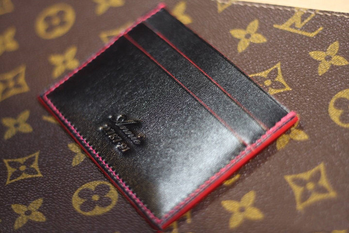 怎样辨别真皮包包的真假,大牌包包和普通真皮包该怎么选