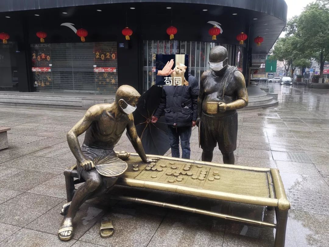 从没见过这样的江汉路和大智路，一个武汉人真实的春节生活