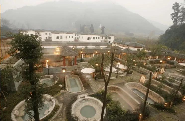 成都周边泡温泉2-3天推荐,成都泡温泉吃住耍一天的地方
