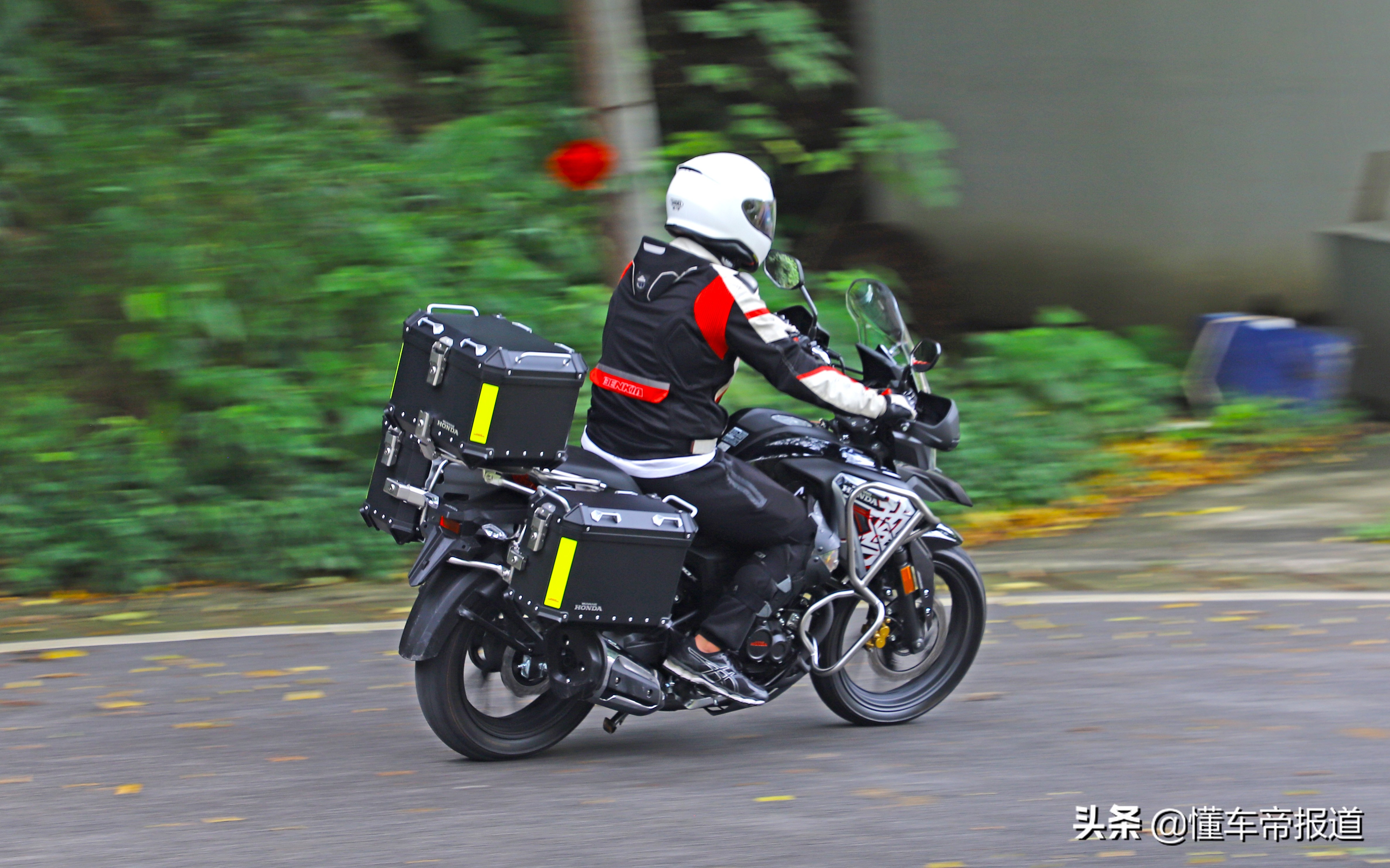 五羊本田cb190x最新测评视频,新启程摩托车