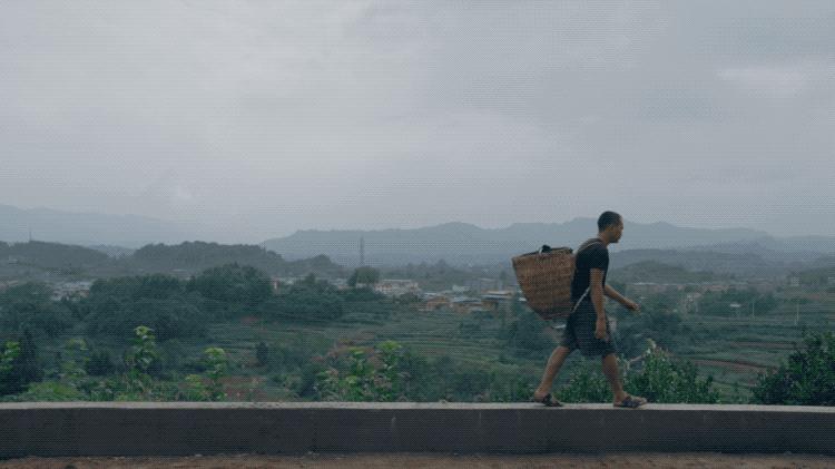 閲嶅簡澶у彅琛ㄦ紨鑺傜洰,閲嶅簡妗ユ礊澶у彅