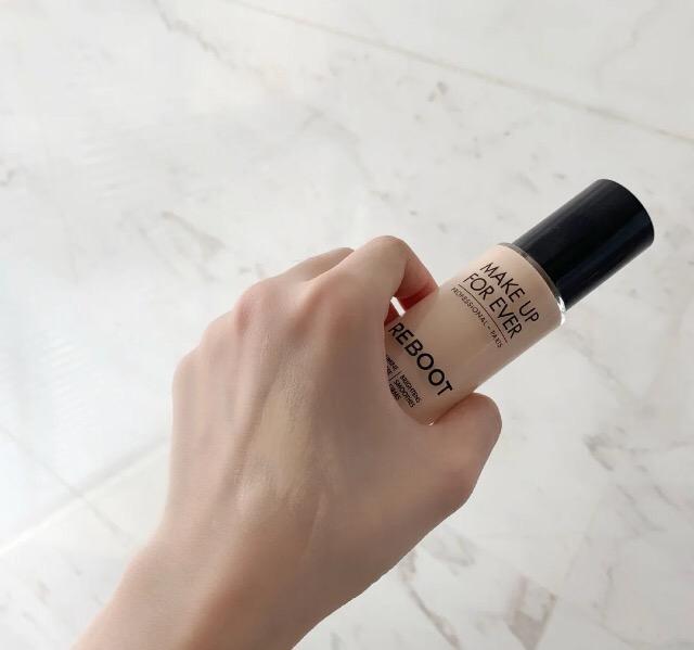 适合油皮不暗沉的粉底液测评,适合黄黑皮混干的粉底液测评