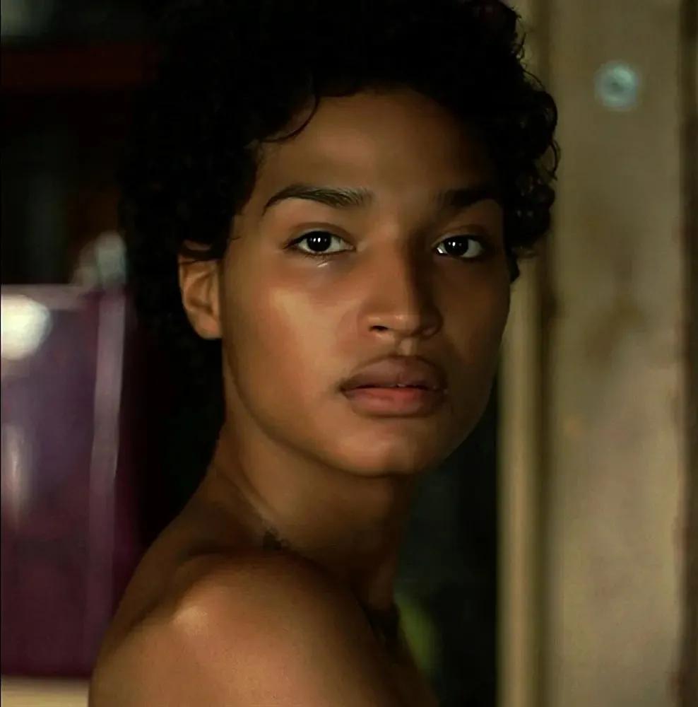 INS上爆裂，涅槃重生的跨性别者，凭借一部美剧火成2020最美面孔