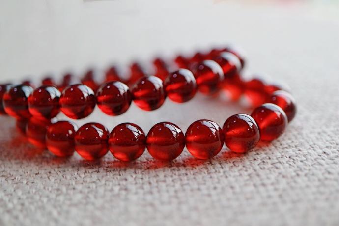 石榴石卖二十元一颗,石榴石便宜的是假的吗