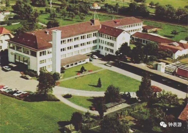 如何在日内瓦拍卖会上“捡漏”心仪古董表？