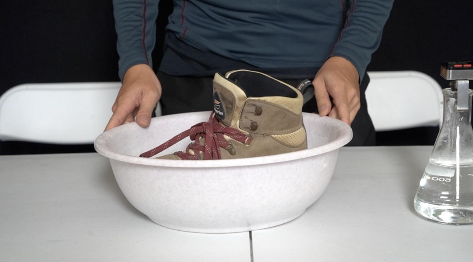 登山鞋的保养与清洗,登山鞋的正确清洗方法