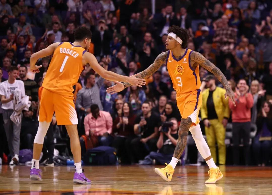 半月板撕裂年轻好得快吗,乌布雷半月板撕裂严重吗