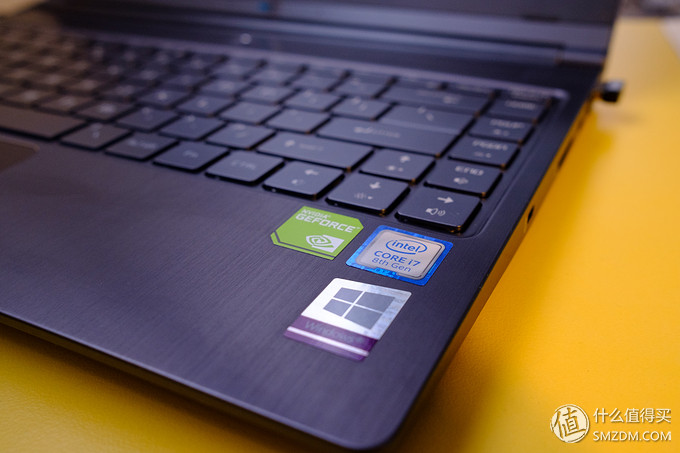 机械革命s120198gb256gssd,5000到6000i7游戏本性价比最高