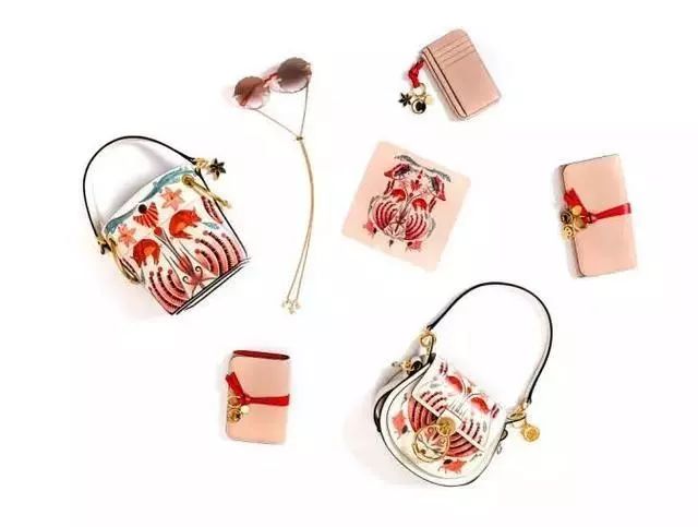 过年当城里的Cindy变回了翠花，这些单品让你洋气地拜年！