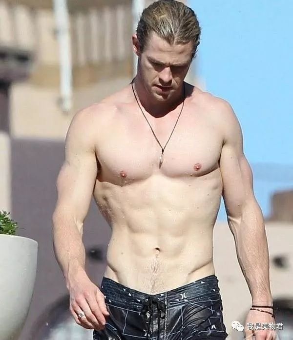 男士健身房练腿部器材,健身房运动装备推荐男