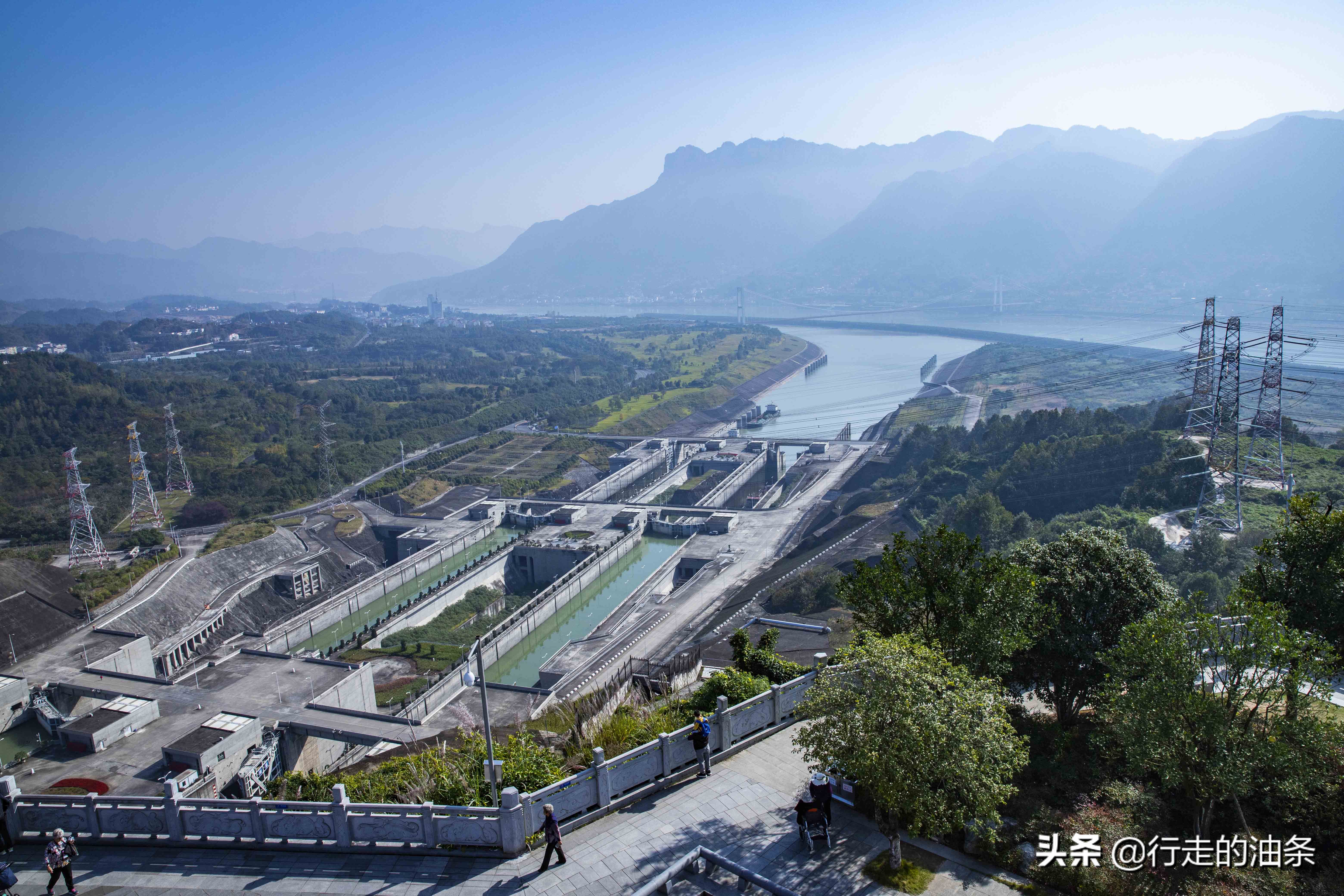 三峡大坝屈原故里视频,屈原的故里三峡大坝