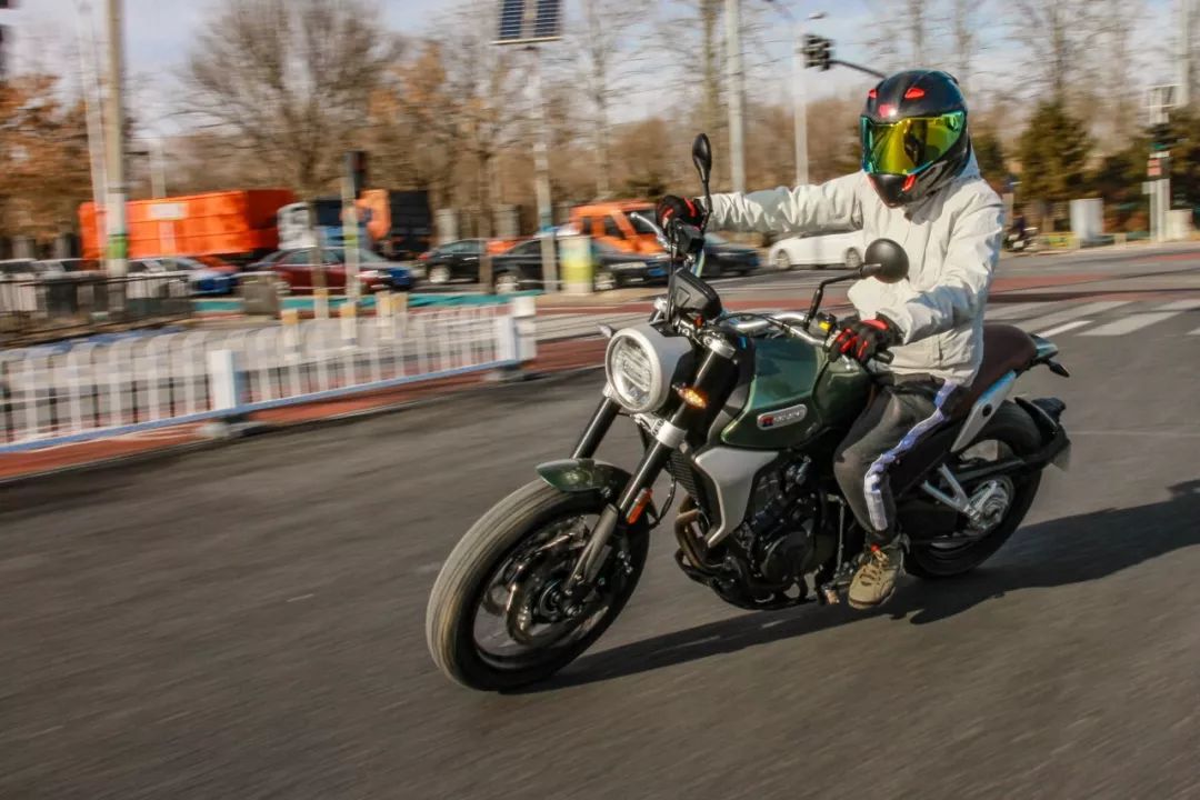 珠峰凯越500f试驾视频,珠峰凯越500f越野