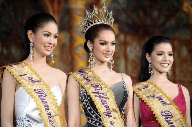 泰国自由行最怕搭讪到“人造娘”?教你几招分辨人妖和真正女生