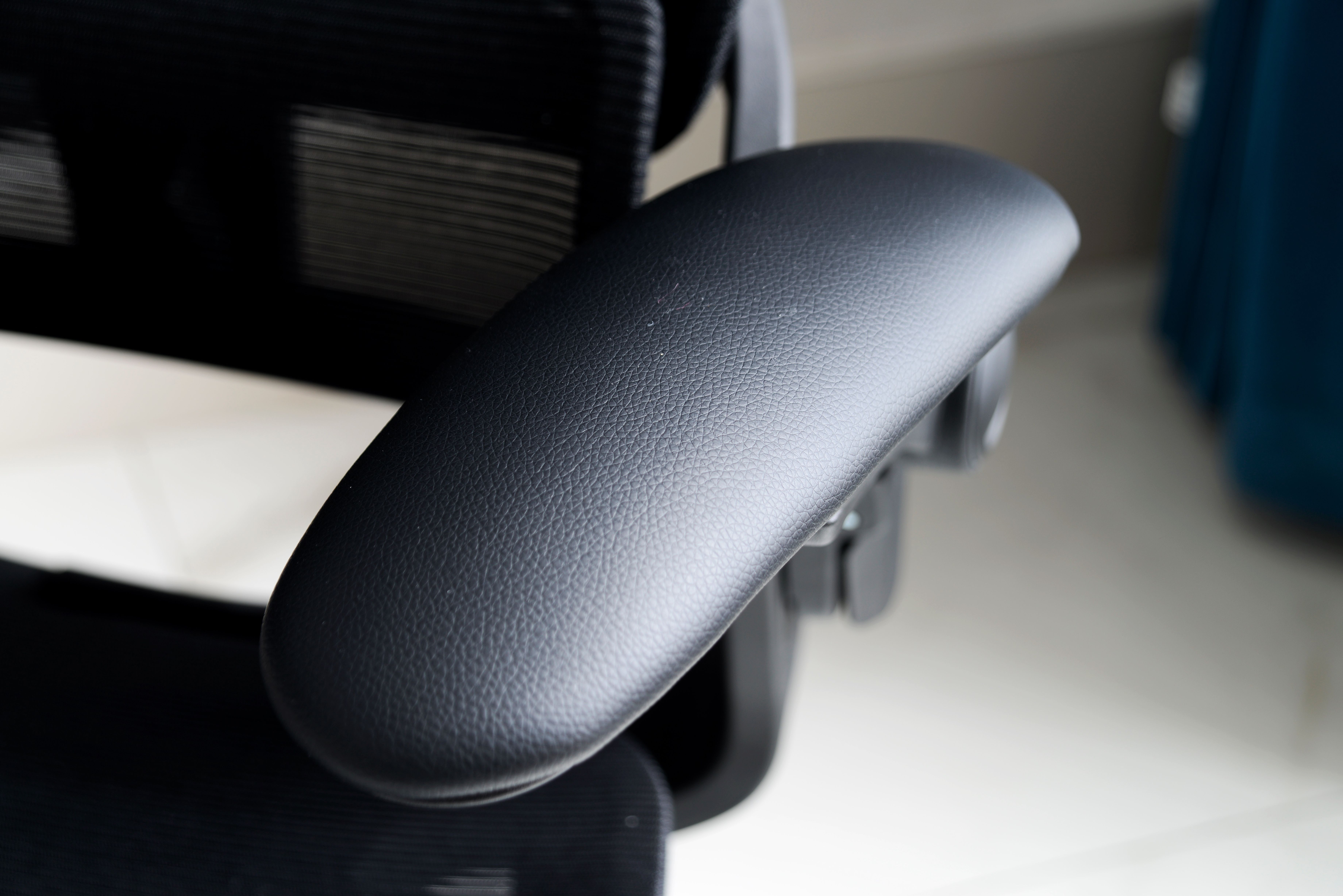 网易严选人体工学椅星舰测评,网易严选星舰人体工学椅安装视频