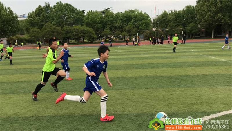 2021区长杯中泰小学足球比赛视频,2019年市长杯足球比赛小学