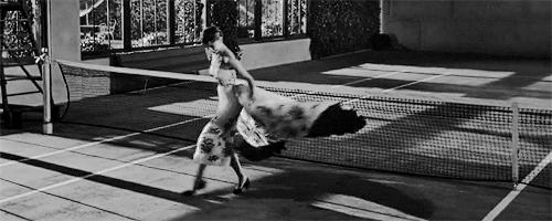 纪梵希有多爱赫本：他明明见过银河，却唯独，偏爱这一颗星星