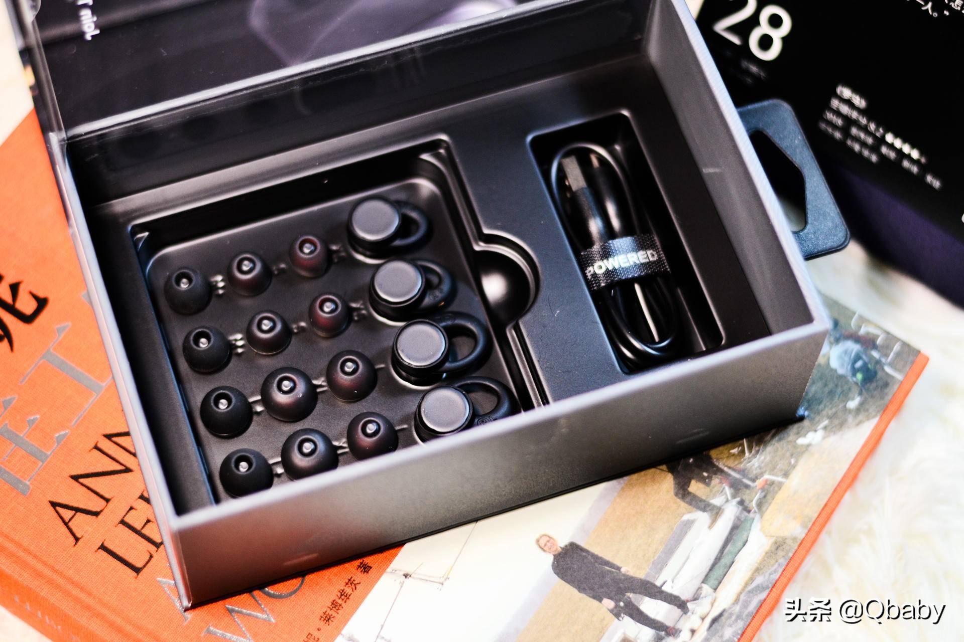 晒一晒我们的情侣手机和数码配件