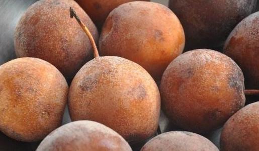 冻伤的菜和水果能不能吃,冻伤的水果是腐烂的水果吗