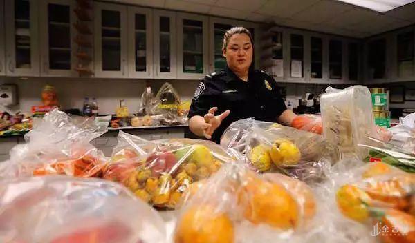 缇庡浗椋炴満绂佸甫鐗╁搧,缇庡浗鍏ュ绂佹鎼哄甫鐗╁搧娓呭崟