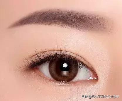 眼线一笔成型教学,眼线一画就成梯形
