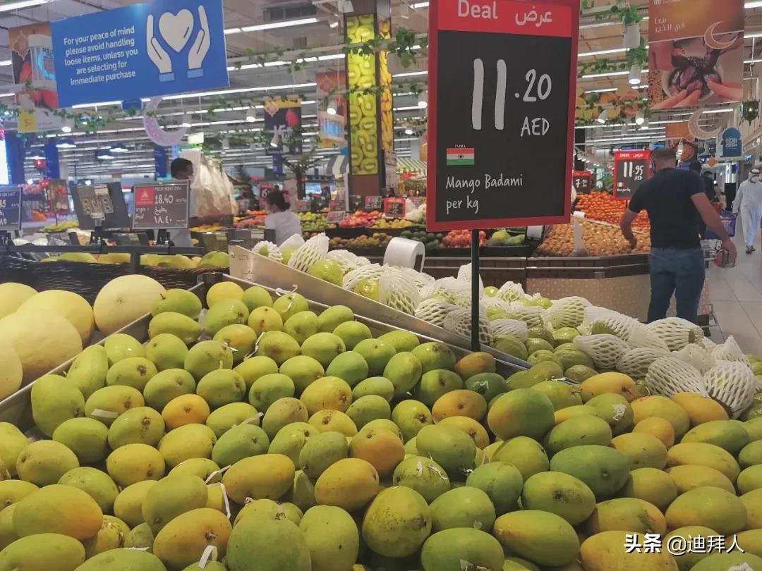 迪拜的物价多少钱一平方,迪拜顶级商场购物实拍