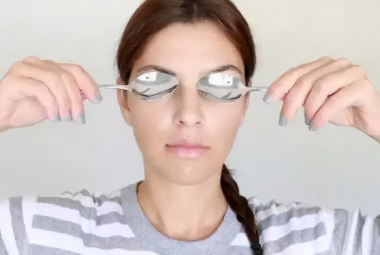 黑眼圈特别丑该怎么办,黑眼圈让人又老又难看