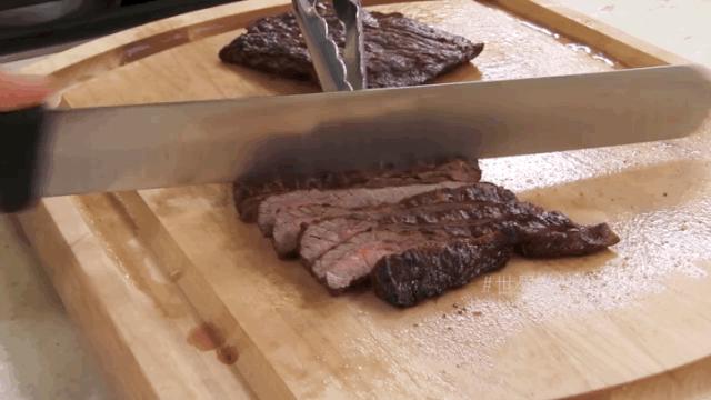 牛排切法的正确方法,正确切牛排的方法