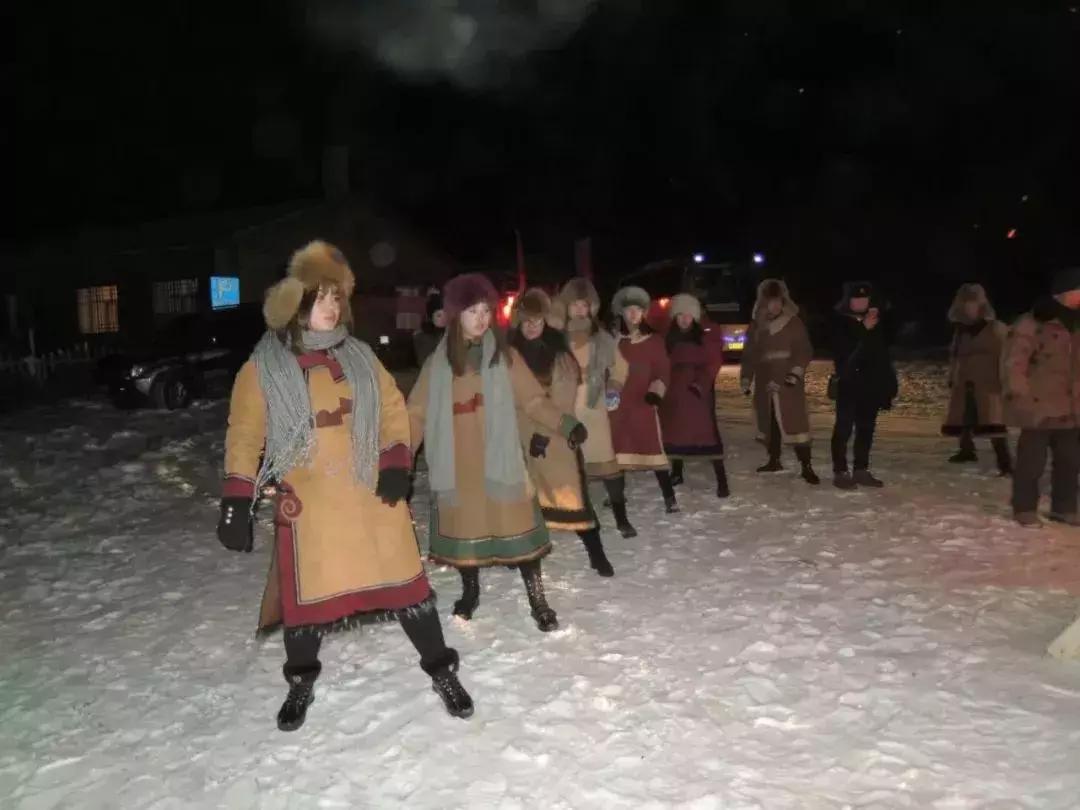 浪漫冰雪游玩攻略,浪漫冰雪夜场