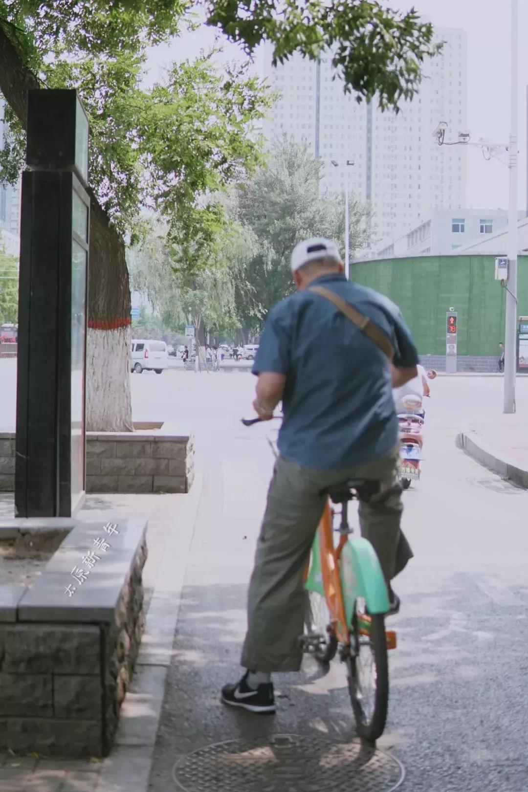 太原人最爱的硬核神车，配色骚气敞篷造型200元即可拥有