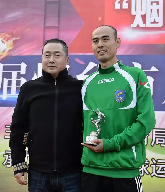 决赛日，用足球证明自己！“烟台农商银行”第五届足协杯落下大幕