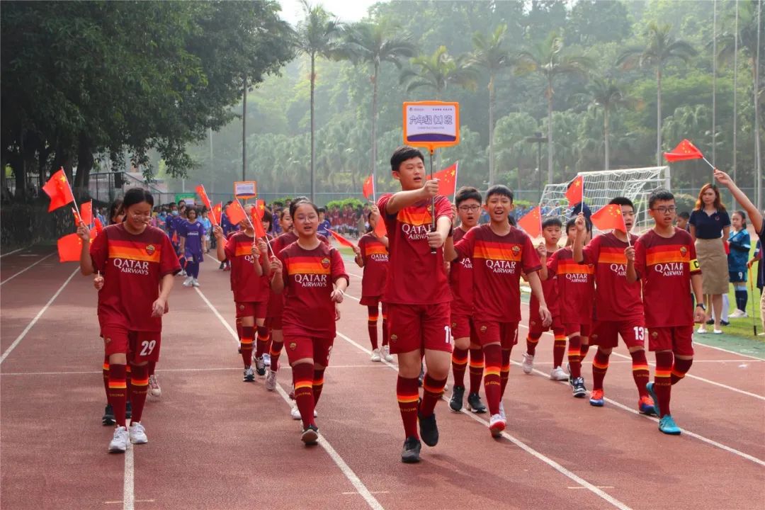 校园足球点燃绿茵梦想,校园足球联赛拉开序幕