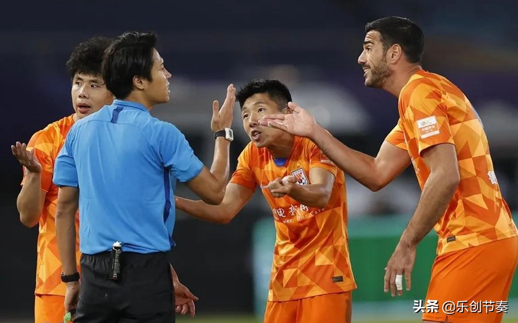 韩国裁判孙兴慜,中超裁判马宁为什么各种争议